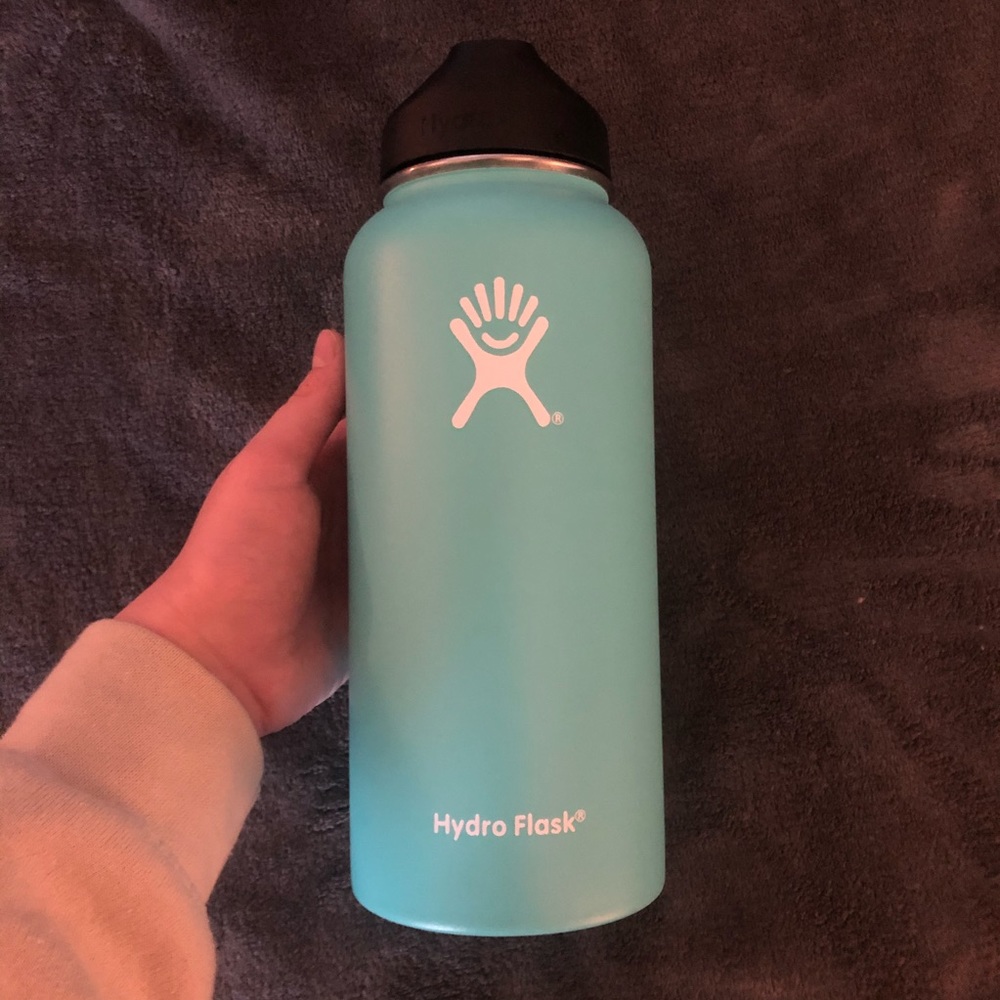 hydroflask water bottle 32oz
